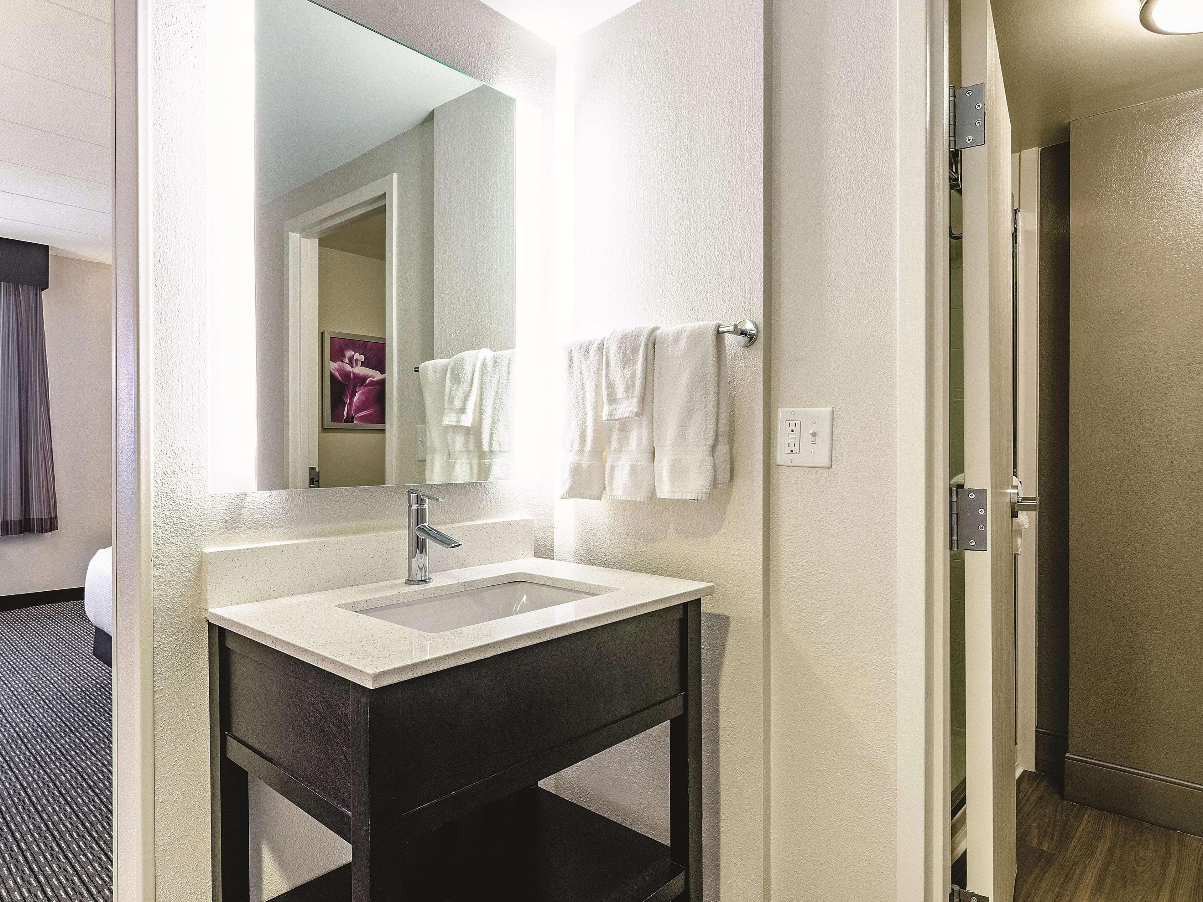 Hotel La Quinta By Wyndham Warwick Providence Airport Exteriér fotografie