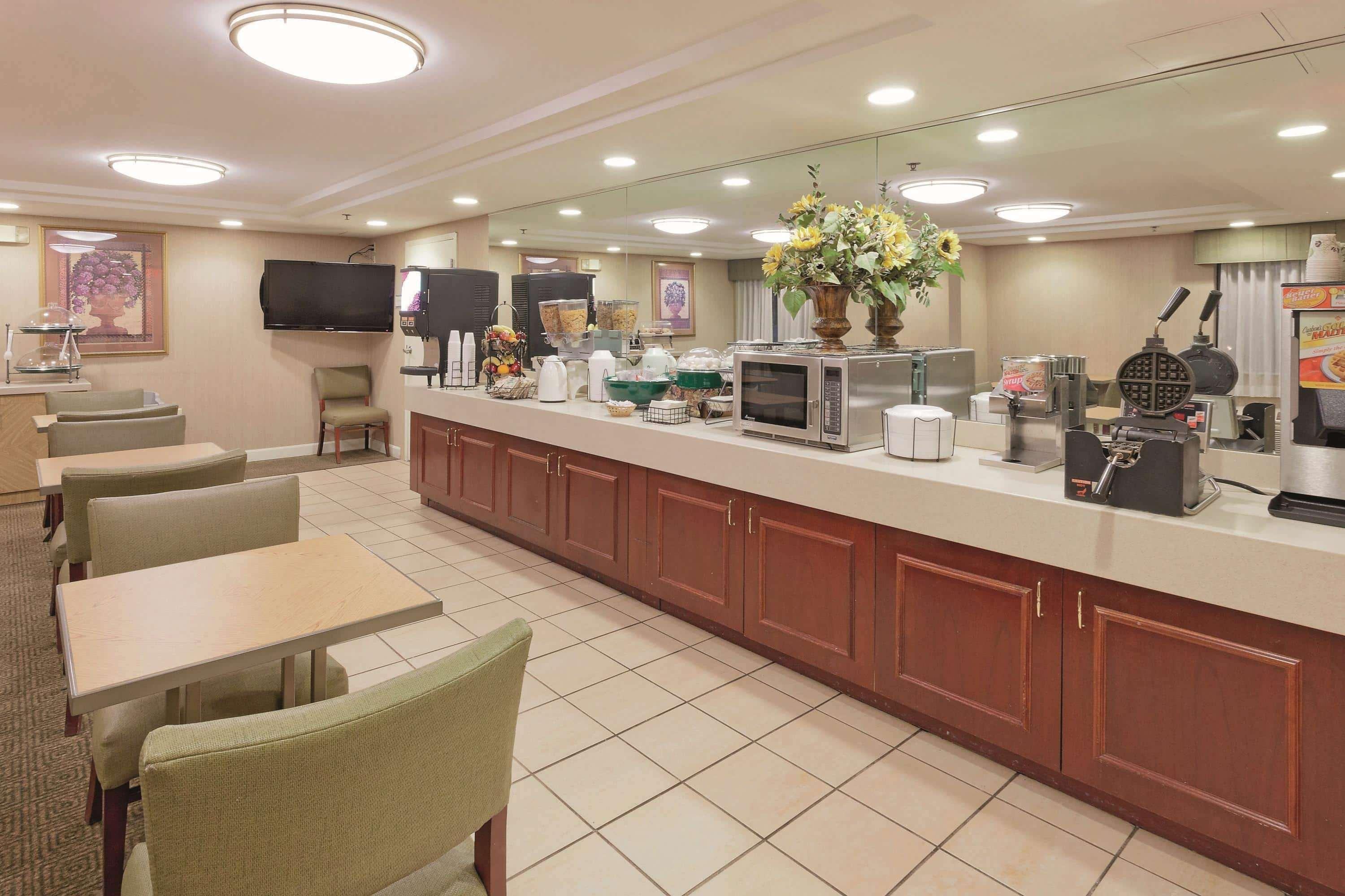 Hotel La Quinta By Wyndham Warwick Providence Airport Exteriér fotografie